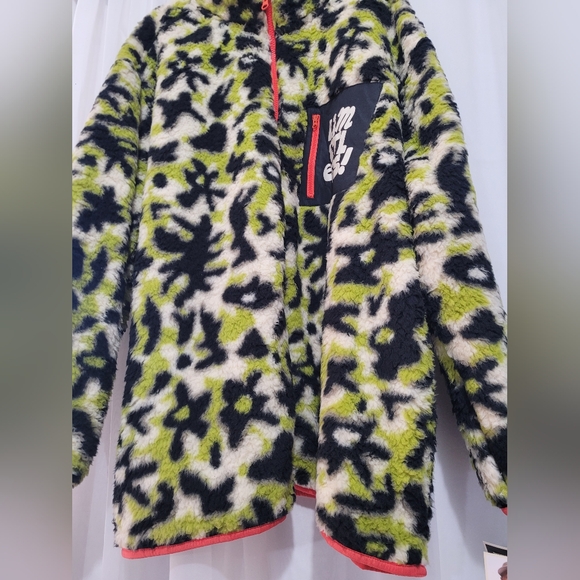 Black History Month Plus Size Limitless Faux Fur Jacket - Ivory Animal Icon 4X - Picture 6 of 13